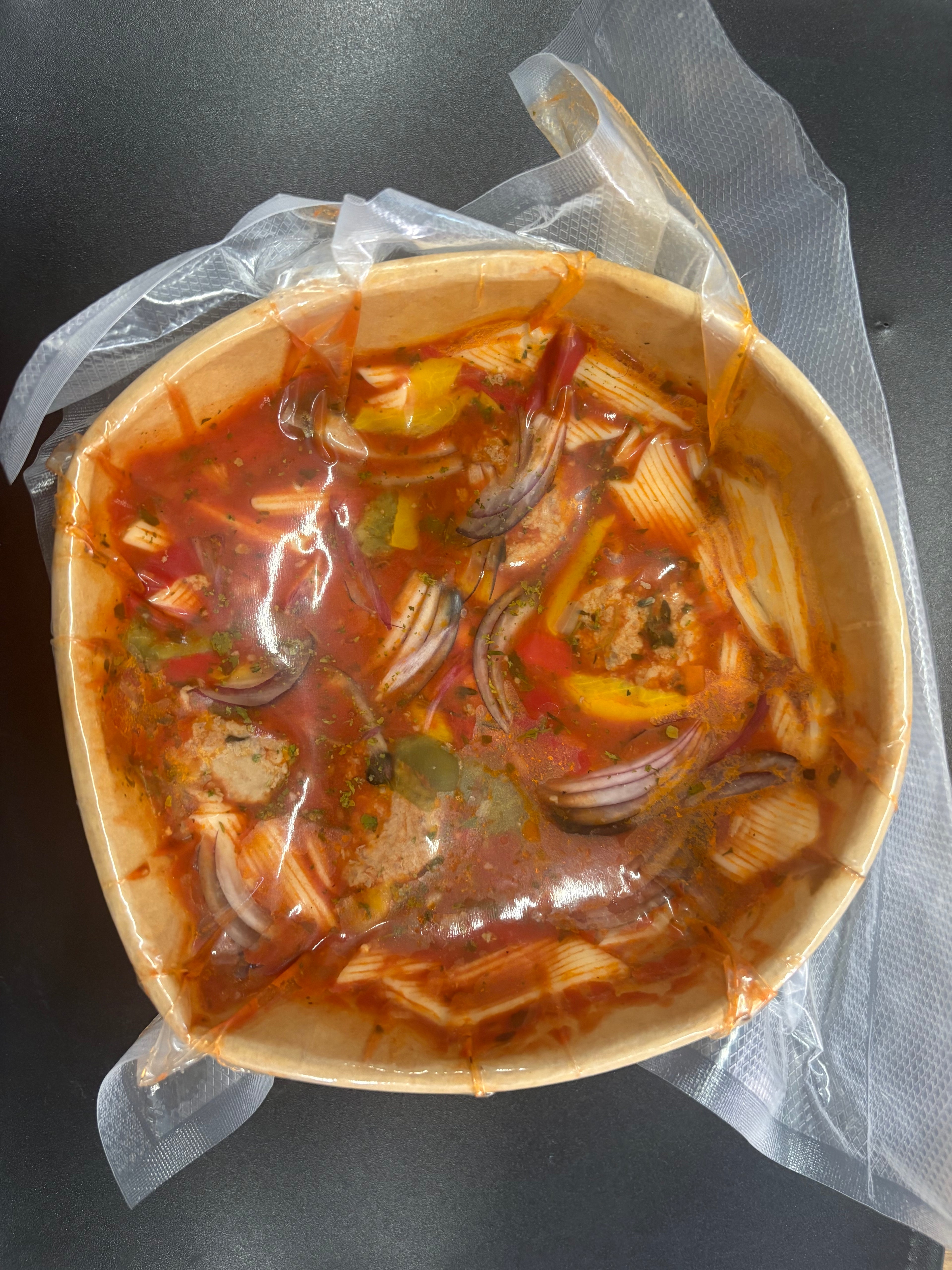 Pâtes boulette bœufs sauce tomate cuisinée